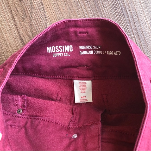 Shorts - Picture 2 of 4